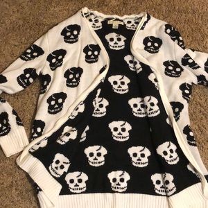 Skull Reversible sweater